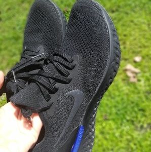 Nike Epic React Flyknit